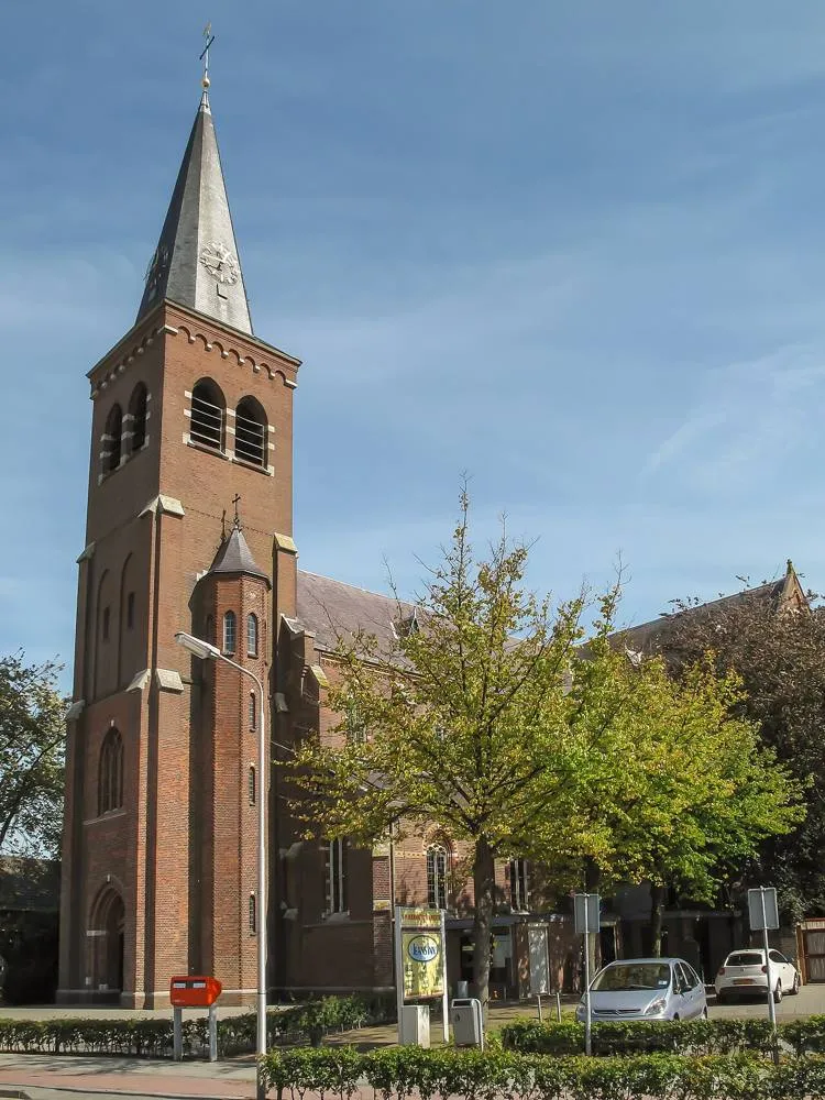 Kruisland: Kruisland, kerk1 foto2 2010-09-11 12.39