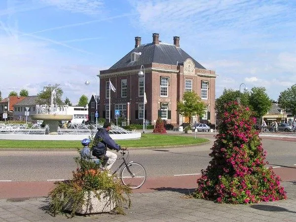 Hoofddorp: Hoofddorp beursplein